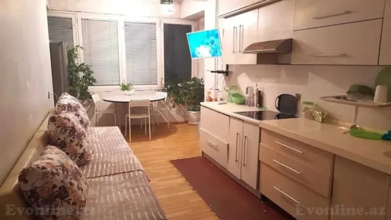 3 otaqlı Mənzil 100 m² Elmlər Akademiyası m. Satılır