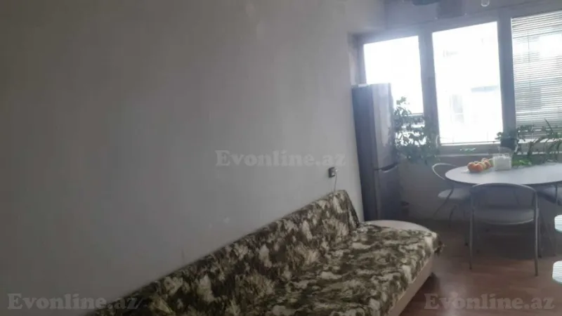 Satılır 3 otaqlı Mənzil Köhnə tikili 100 m² Elmlər Akademiyası m. - şəkil 7