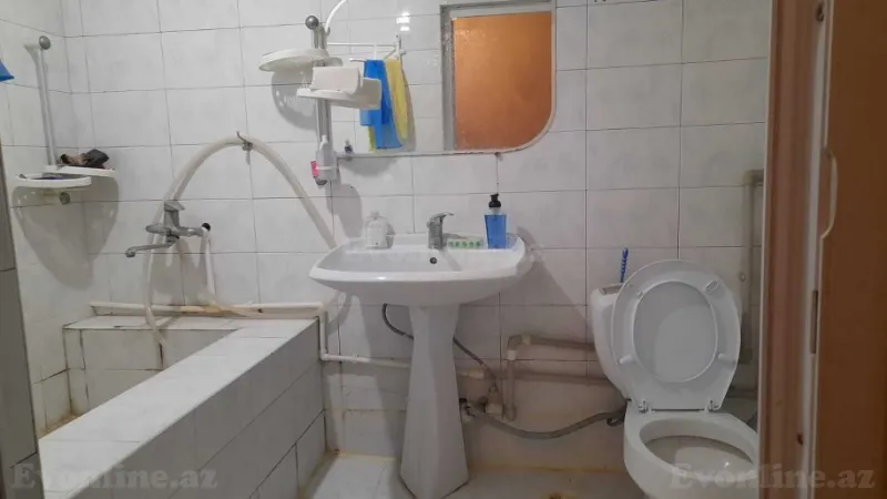 Satılır 3 otaqlı Mənzil Köhnə tikili 100 m² Elmlər Akademiyası m. - şəkil 15
