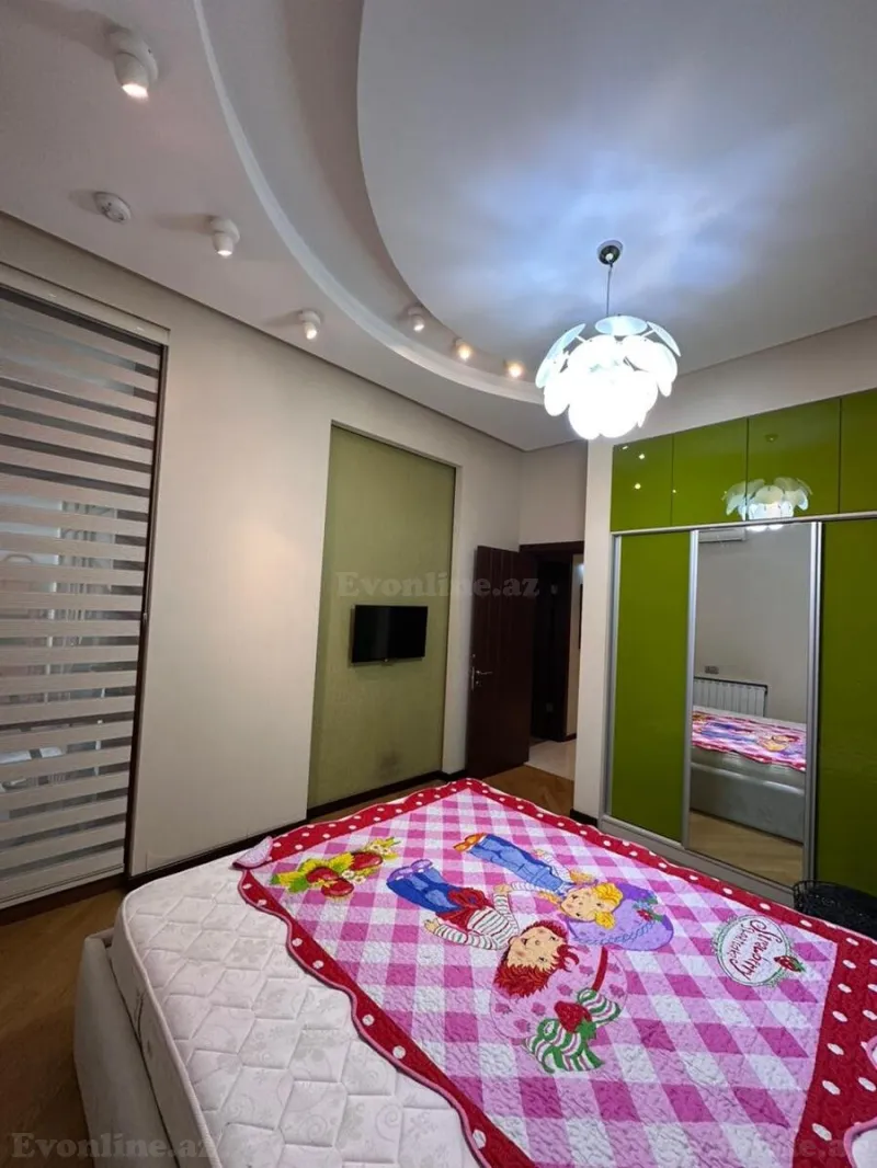 Kirayə verilir 3 otaqlı Mənzil Yeni tikili 110 m² İçərişəhər m. - şəkil 4
