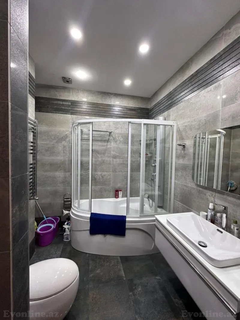 Kirayə verilir 3 otaqlı Mənzil Yeni tikili 110 m² İçərişəhər m. - şəkil 13