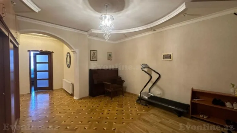 Satılır 3 otaqlı Mənzil Yeni tikili 140 m² İnşaatçılar m. - şəkil 9