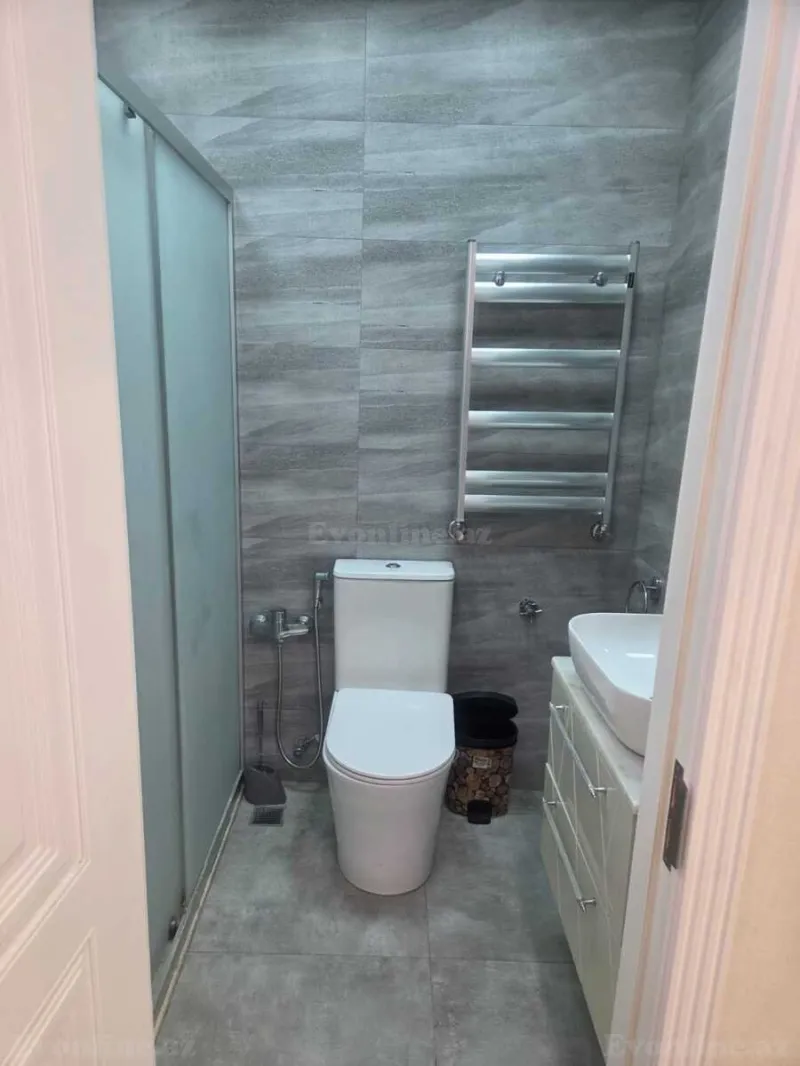Satılır 2 otaqlı Mənzil Yeni tikili 50 m² 20 Yanvar m. - şəkil 5