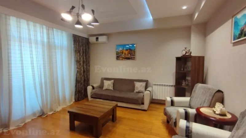 3 otaqlı Mənzil 100 m² Xətai r. Kirayə verilir