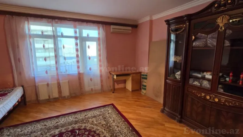 Kirayə verilir 4 otaqlı Mənzil Köhnə tikili 110 m² Elmlər Akademiyası m. - şəkil 2