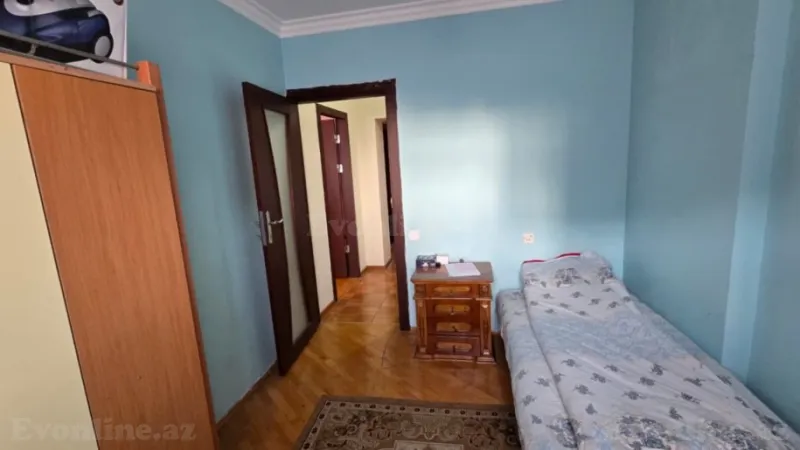 Kirayə verilir 4 otaqlı Mənzil Köhnə tikili 110 m² Elmlər Akademiyası m. - şəkil 9