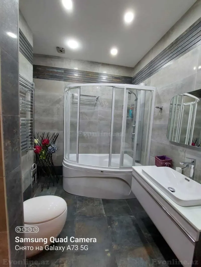 Kirayə verilir 3 otaqlı Mənzil Yeni tikili 120 m² İçərişəhər m. - şəkil 13