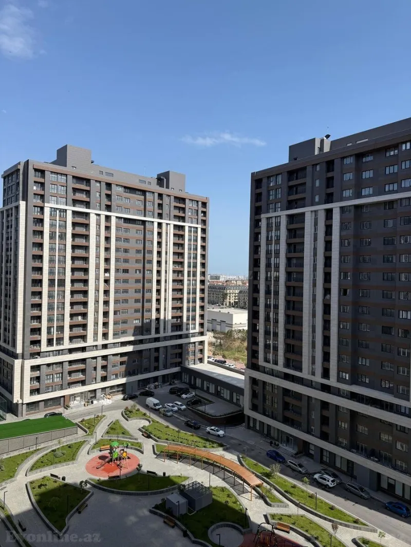 2 otaqlı Mənzil 70 m² Xətai m. Kirayə verilir