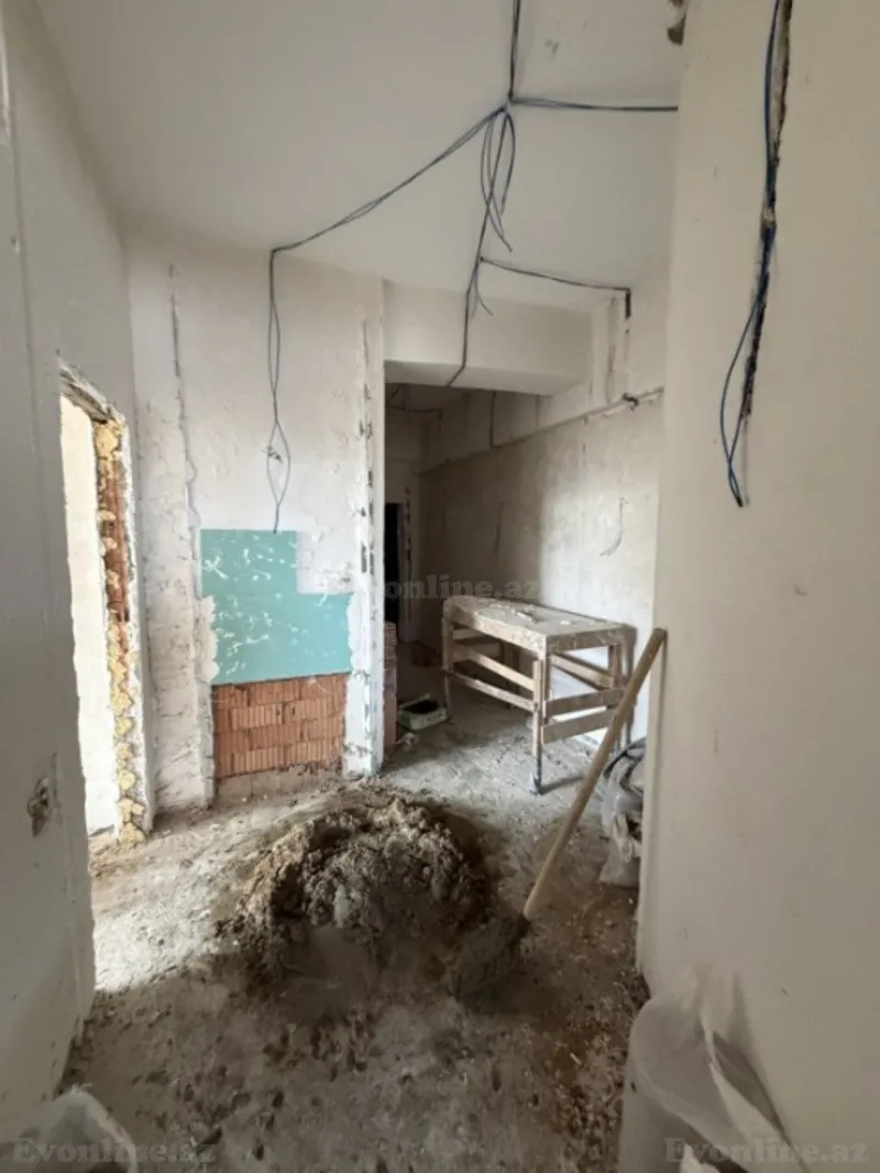 Satılır 3 otaqlı Mənzil Yeni tikili 125 m² Elmlər Akademiyası m. - şəkil 15