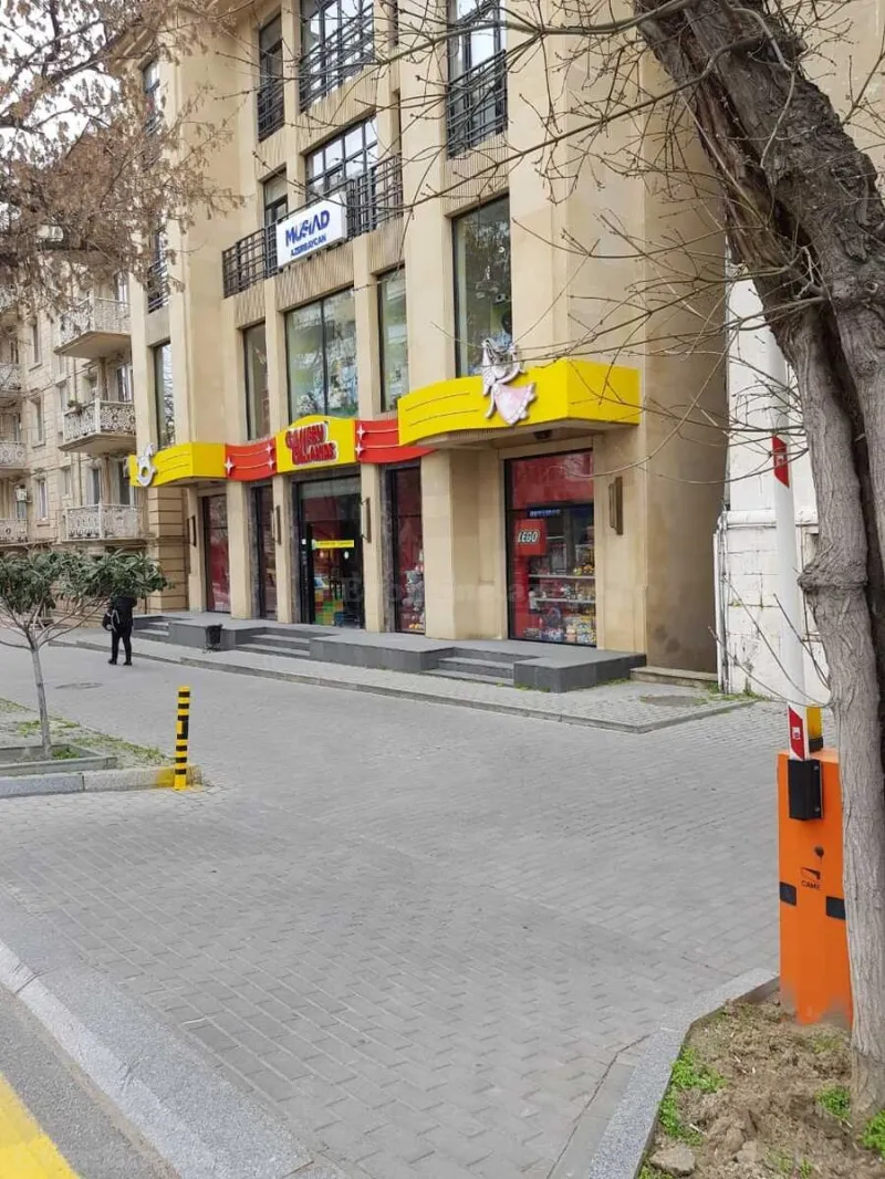 Kirayə verilir Obyekt 320 m² Nəsimi r. - şəkil 2