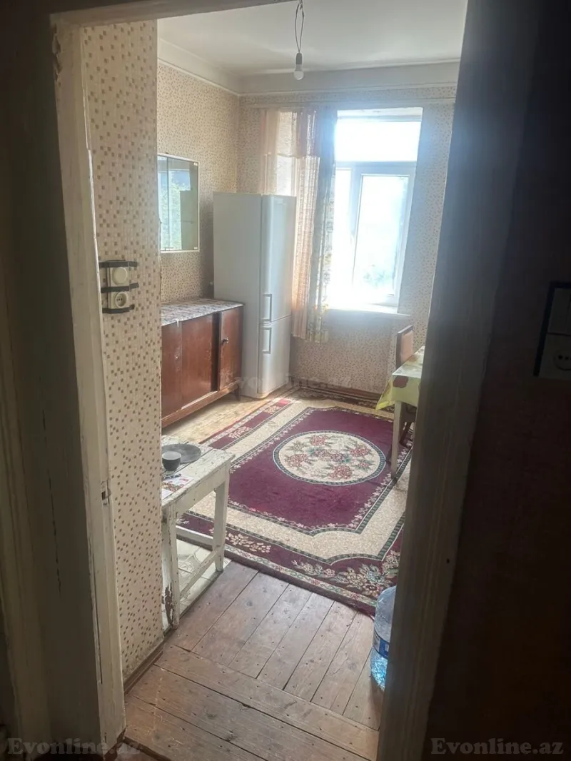 Satılır 2 otaqlı Mənzil Köhnə tikili 80 m² Kubinka - şəkil 2