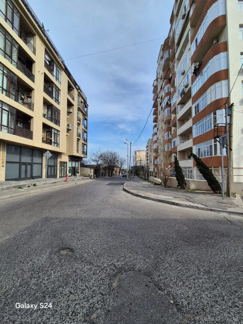 Satılır 3 otaqlı Mənzil Yeni tikili 70 m² Badamdar - şəkil 2
