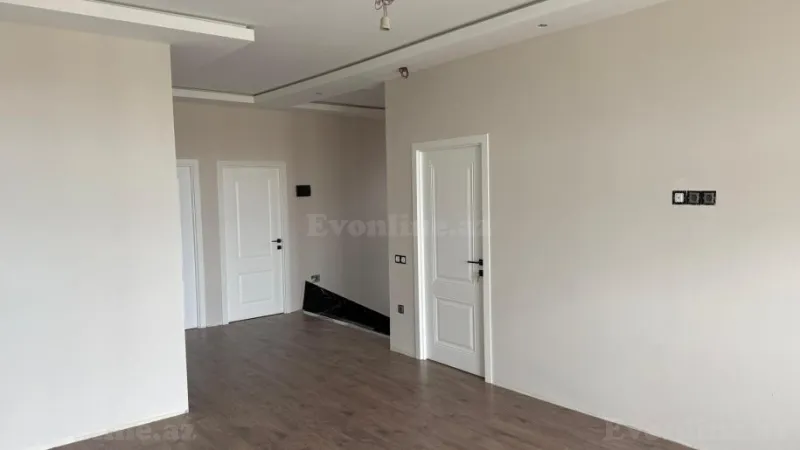Satılır 6 otaqlı Mənzil Yeni tikili 230 m² 8-ci mikrorayon - şəkil 6