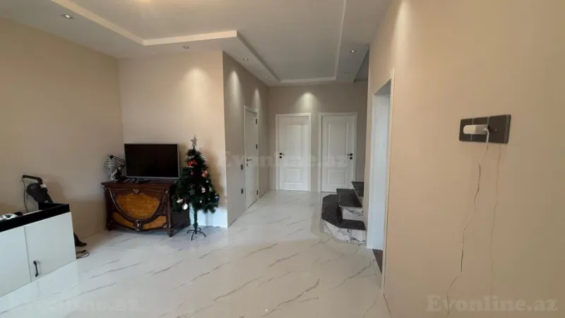 Satılır 6 otaqlı Mənzil Yeni tikili 230 m² 8-ci mikrorayon - şəkil 11
