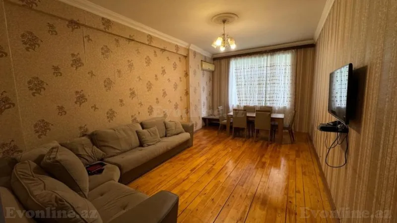 3 otaqlı Mənzil 70 m² Memar Əcəmi m. Kirayə verilir