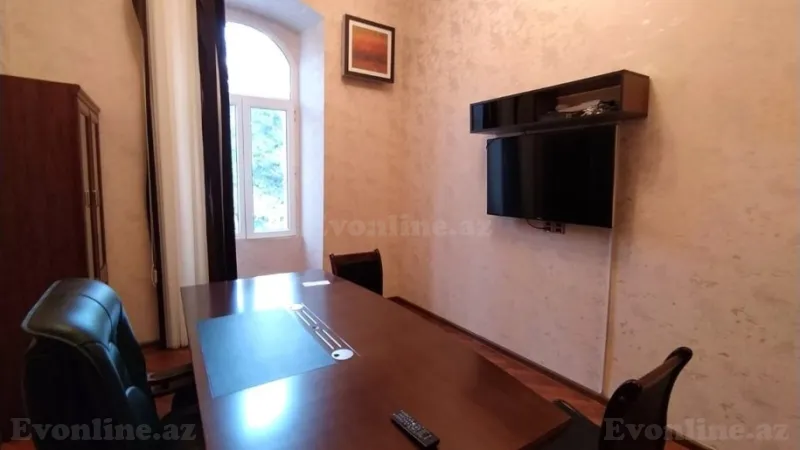 Satılır 3 otaqlı Mənzil Köhnə tikili 60 m² Sahil m. - şəkil 9