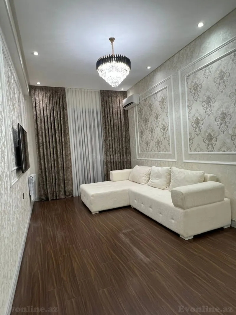 3 otaqlı Mənzil 100 m² 28 May m. Kirayə verilir