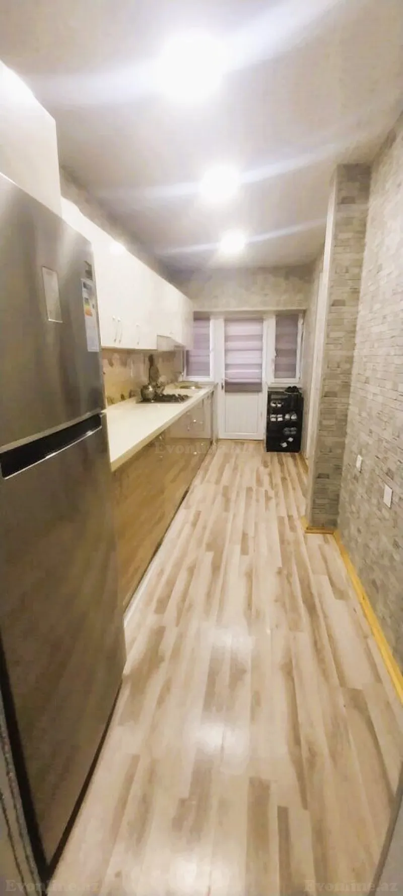 Satılır 3 otaqlı Mənzil Yeni tikili 70 m² 28 May m. - şəkil 4