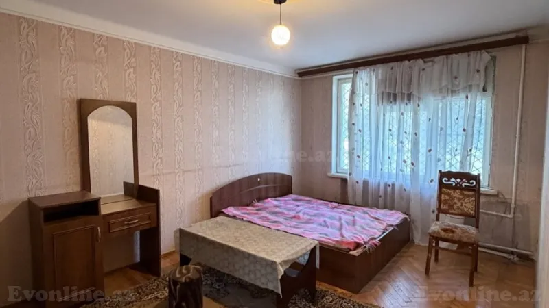 3 otaqlı Mənzil 75 m² 8-ci mikrorayon Kirayə verilir