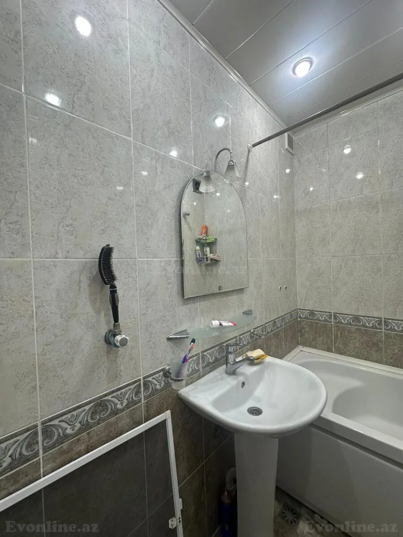 Satılır 4 otaqlı Mənzil Köhnə tikili 90 m² 9-cu mikrorayon - şəkil 29