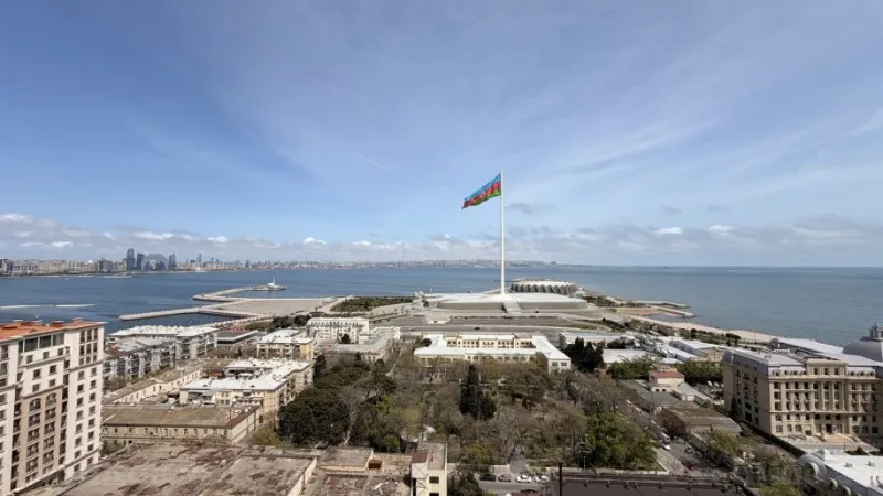 4 otaqlı Mənzil 178 m² Bayıl Satılır