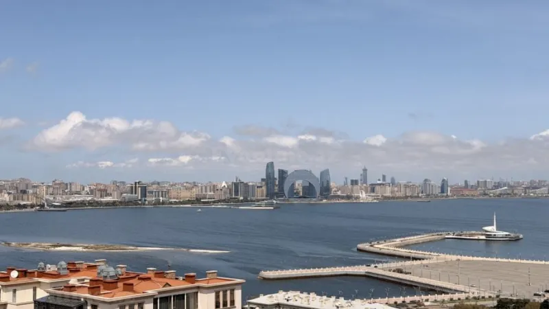 Satılır 4 otaqlı Mənzil Yeni tikili 178 m² Bayıl - şəkil 2