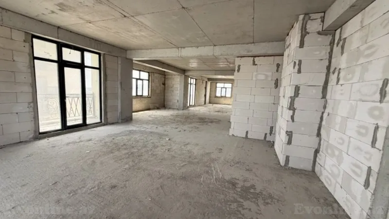 Satılır 4 otaqlı Mənzil Yeni tikili 178 m² Bayıl - şəkil 3
