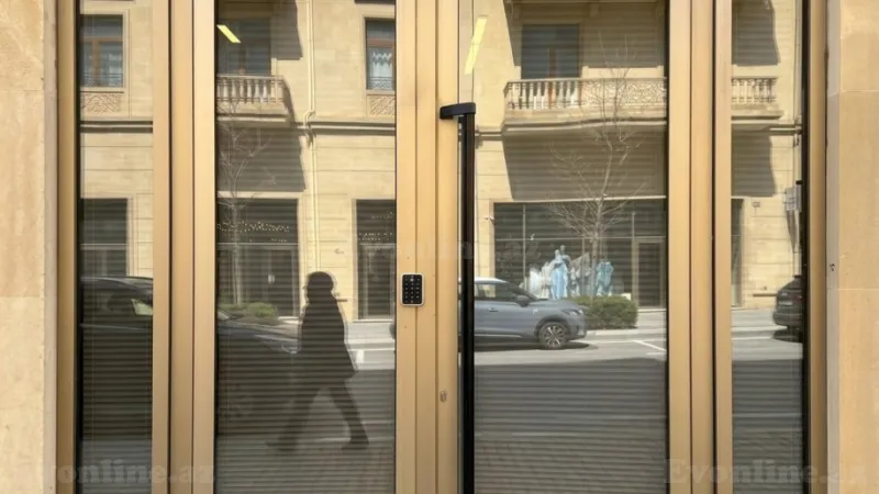 Kirayə verilir Ofis 57 m² Xətai r. - şəkil 2