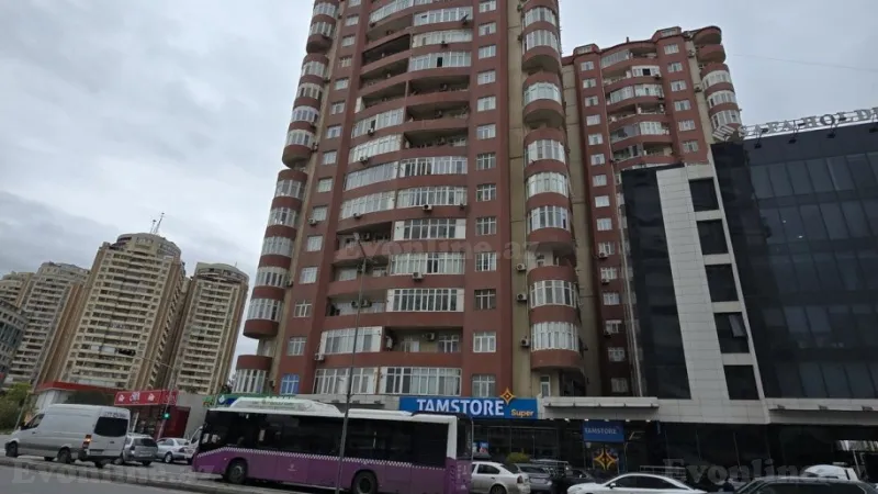 2 otaqlı Mənzil 68 m² 9-cu mikrorayon Satılır