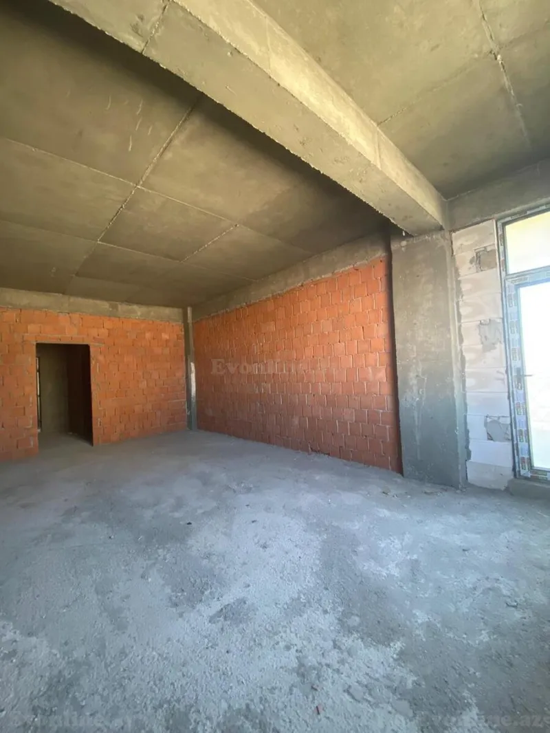2 otaqlı Mənzil 92 m² 8-ci kilometr Satılır