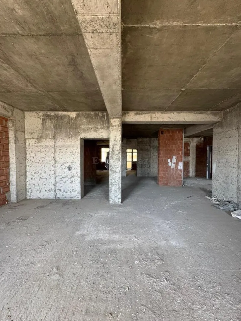 Satılır 4 otaqlı Mənzil Yeni tikili 215 m² Nərimanov r. - şəkil 2