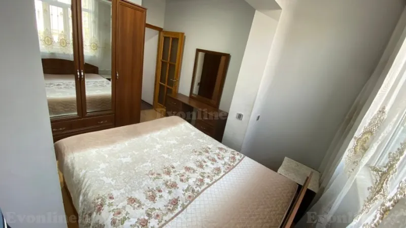 Kirayə verilir 4 otaqlı Mənzil Köhnə tikili 105 m² İnşaatçılar m. - şəkil 11