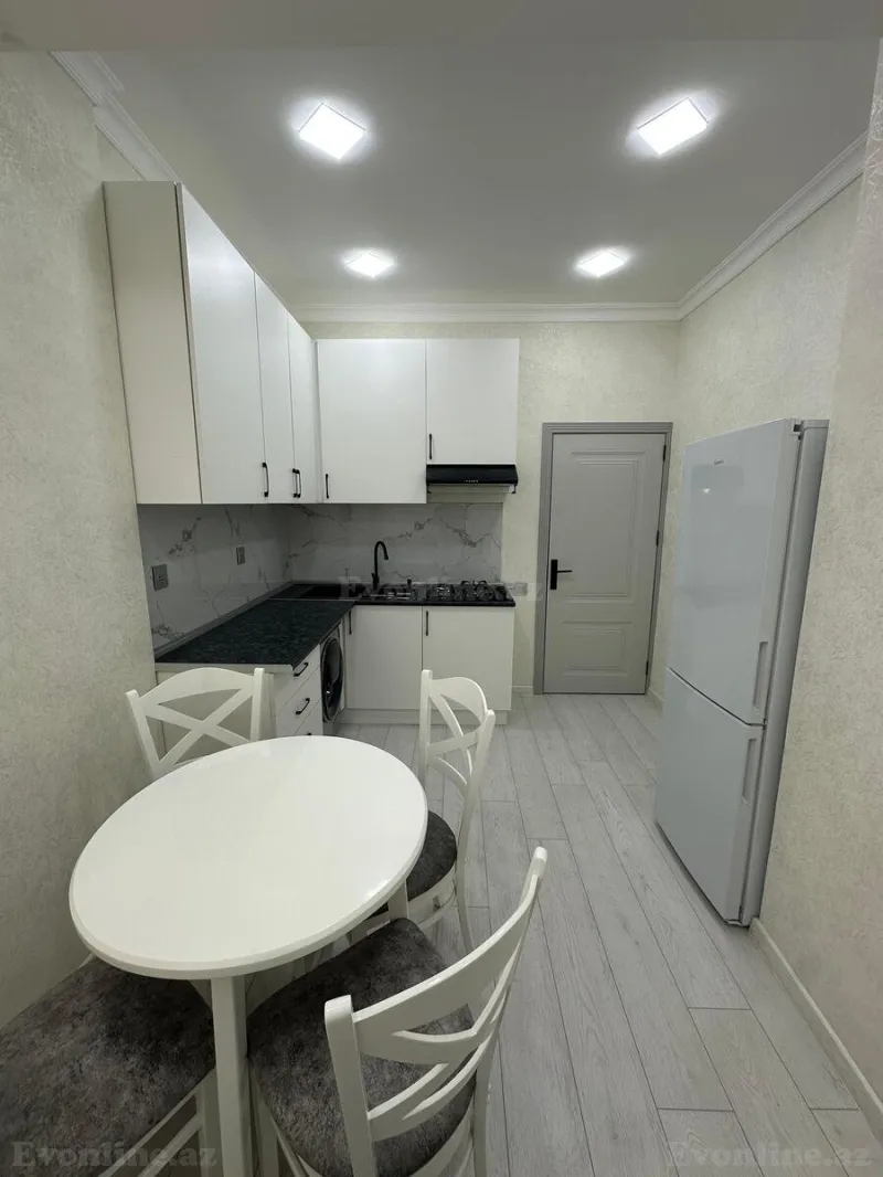 Satılır 2 otaqlı Mənzil Yeni tikili 70 m² Həzi Aslanov m. - şəkil 13