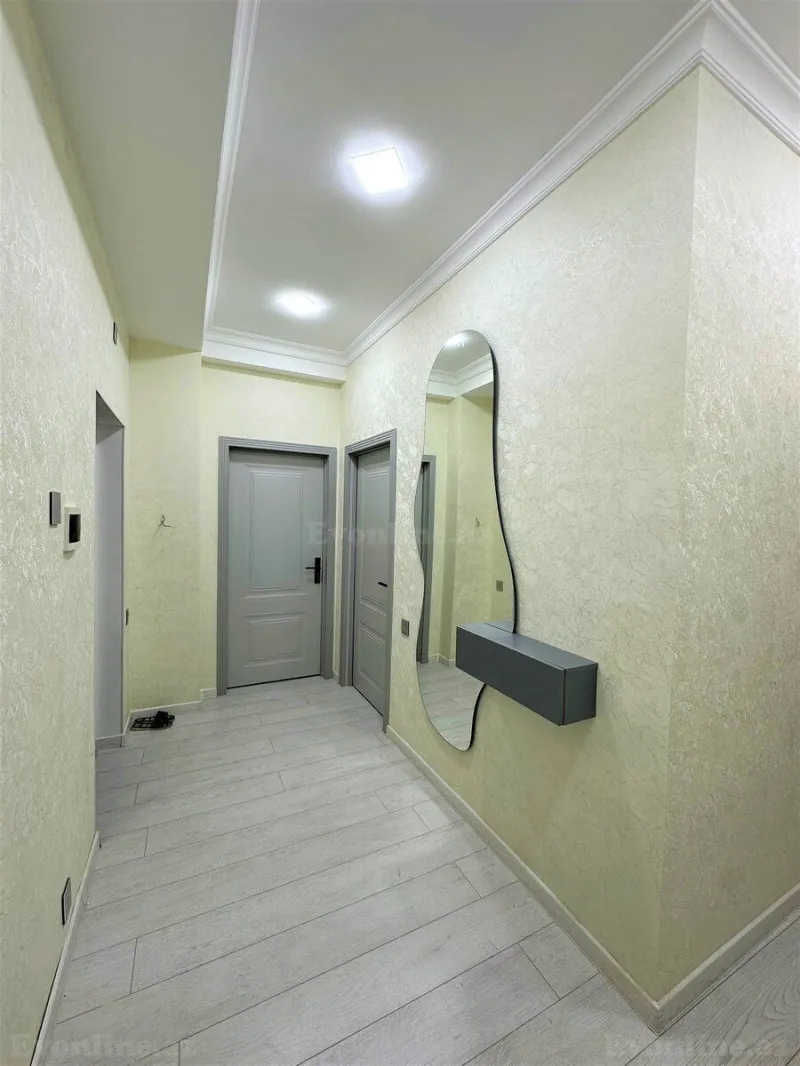 Satılır 2 otaqlı Mənzil Yeni tikili 70 m² Həzi Aslanov m. - şəkil 16
