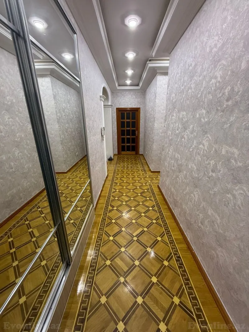 Kirayə verilir 4 otaqlı Mənzil Köhnə tikili 100 m² Sahil m. - şəkil 3
