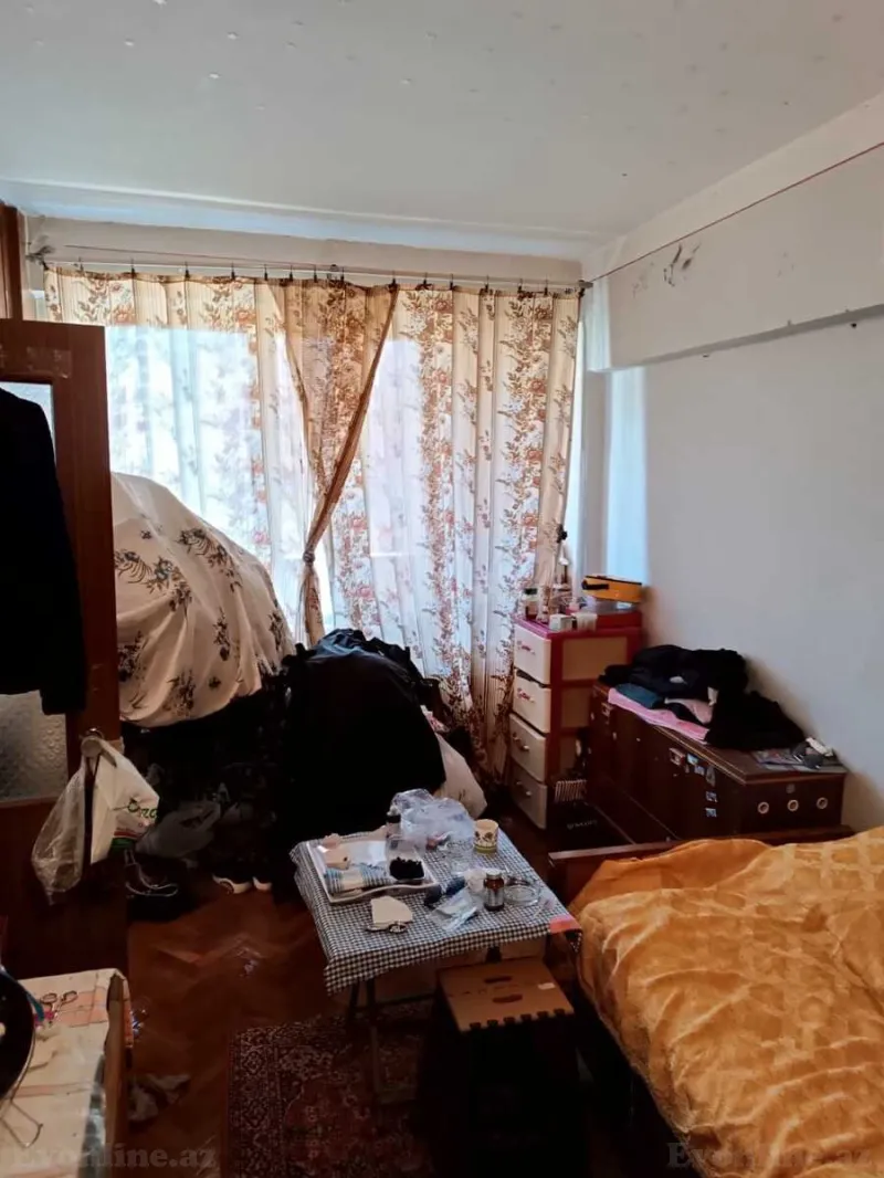 Satılır 2 otaqlı Mənzil Köhnə tikili 65 m² Yasamal - şəkil 2
