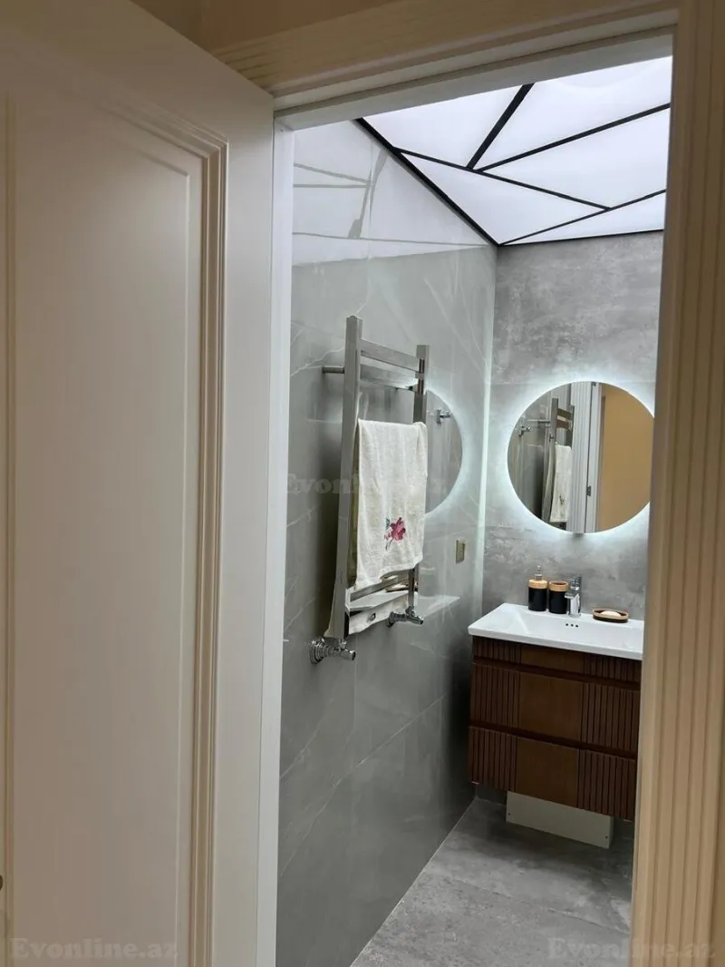 Kirayə verilir 2 otaqlı Mənzil Yeni tikili 80 m² Nərimanov r. - şəkil 12