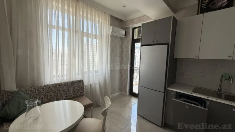 Kirayə verilir 3 otaqlı Mənzil Yeni tikili 130 m² Böyükşor - şəkil 13