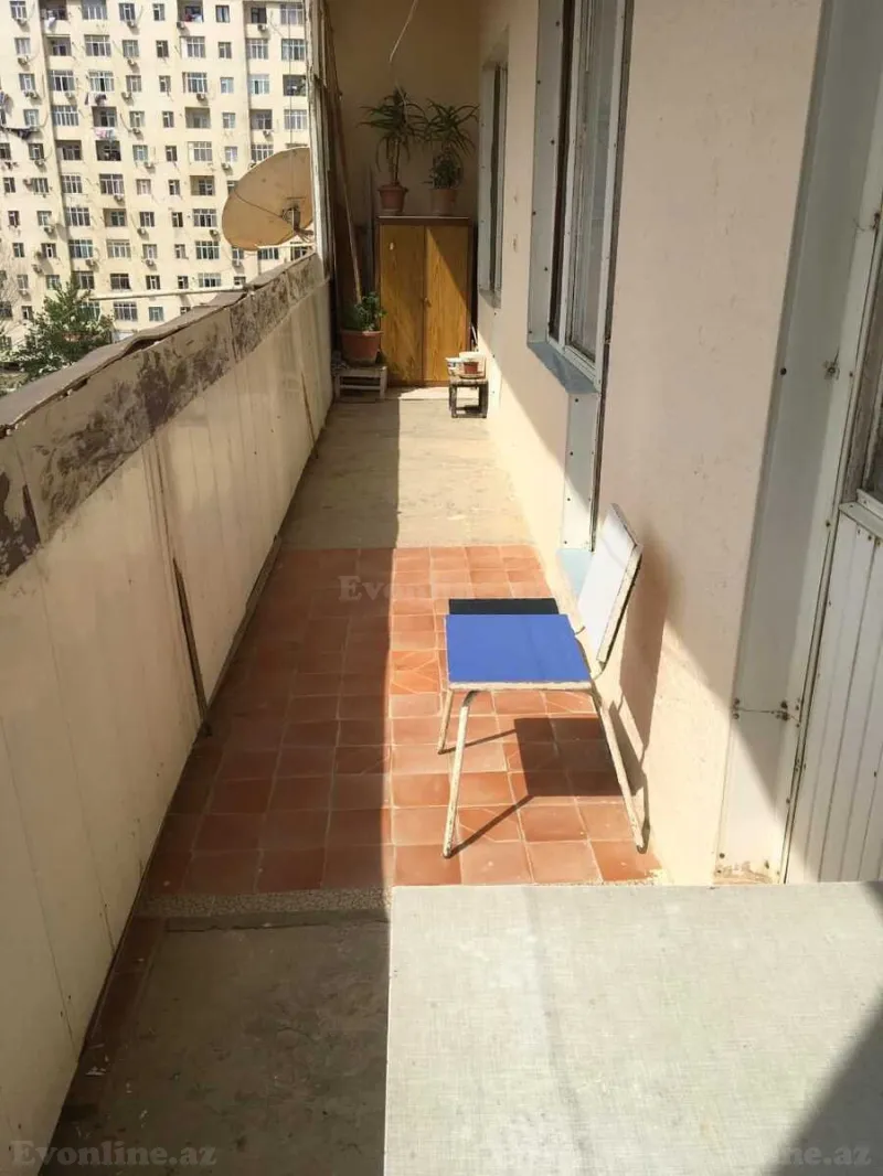 Satılır 4 otaqlı Mənzil Köhnə tikili 100 m² Sabunçu r. - şəkil 11