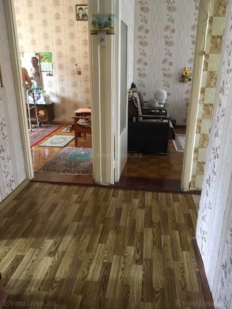 Satılır 4 otaqlı Mənzil Köhnə tikili 100 m² Sabunçu r. - şəkil 14