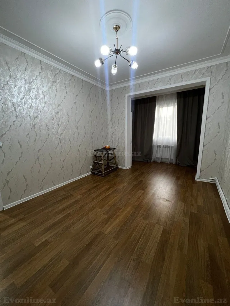 Satılır 2 otaqlı Mənzil Köhnə tikili 56 m² 5-ci mikrorayon - şəkil 3