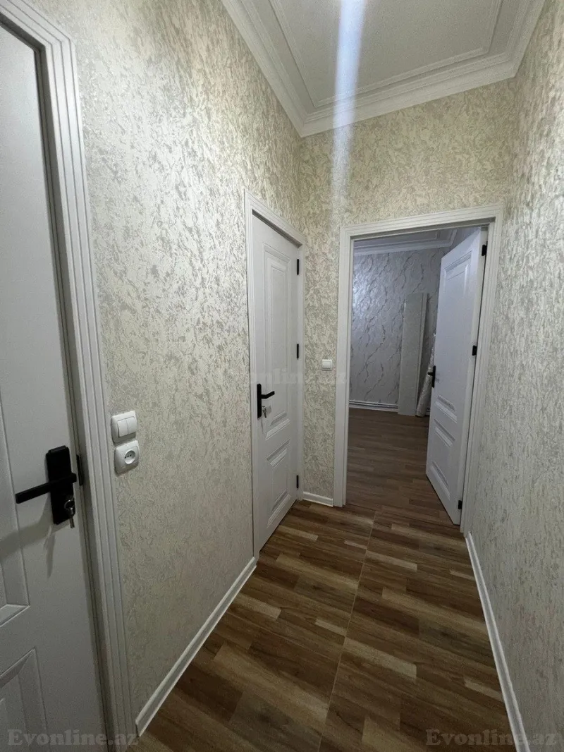 Satılır 2 otaqlı Mənzil Köhnə tikili 56 m² 5-ci mikrorayon - şəkil 5