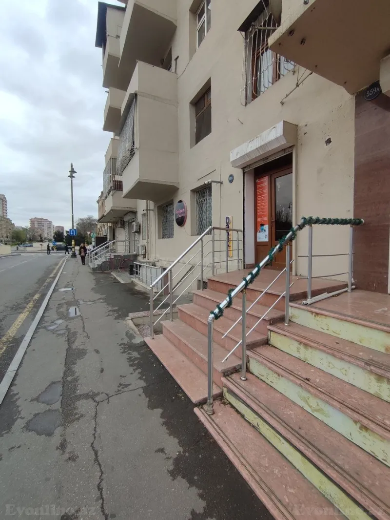 Obyekt 60 m² Gənclik m. Kirayə verilir