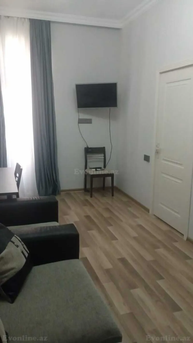 Kirayə verilir 3 otaqlı Mənzil Köhnə tikili 65 m² Elmlər Akademiyası m. - şəkil 3