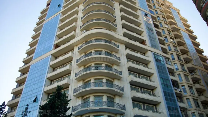Satılır 3 otaqlı Mənzil Yeni tikili 195 m² Badamdar - şəkil 3