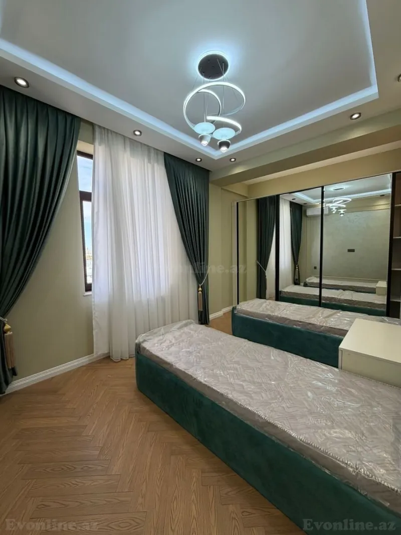 Satılır 4 otaqlı Mənzil Yeni tikili 139 m² 8 Noyabr m. - şəkil 3