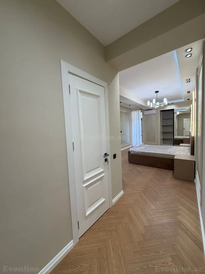 Satılır 4 otaqlı Mənzil Yeni tikili 139 m² 8 Noyabr m. - şəkil 6