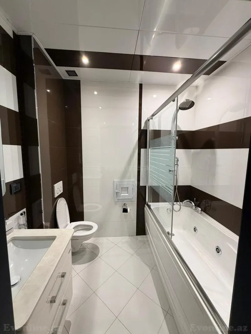 Satılır 4 otaqlı Mənzil Yeni tikili 150 m² Elmlər Akademiyası m. - şəkil 11