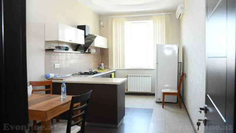 Kirayə verilir Ofis 320 m² Xətai r. - şəkil 6