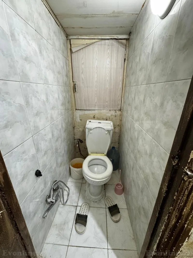 Kirayə verilir 2 otaqlı Mənzil Köhnə tikili 50 m² 6-cı mikrorayon - şəkil 8
